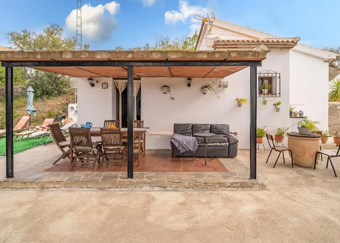 Awesome Home In Sedella